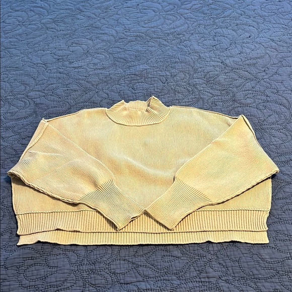 Never Worn Zenana Sweater Tan - Picture 1 of 1